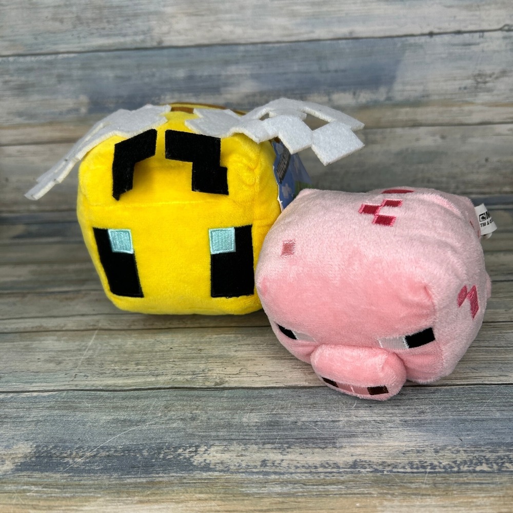 Minecraft Plush Pig‎ Bee Bundle Stuffed Animals MoJang